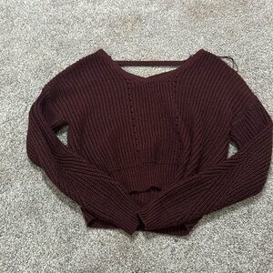 aero long sleeve sweater